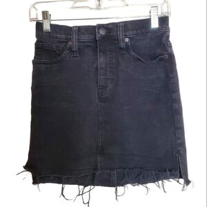 Madewell 23 Black Mini Jean‎ Skirt Cotton denim Raw Hem Classic